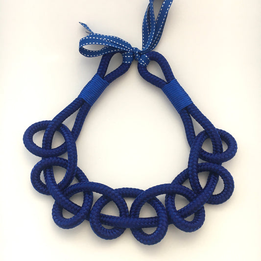 Twisted necklace - various