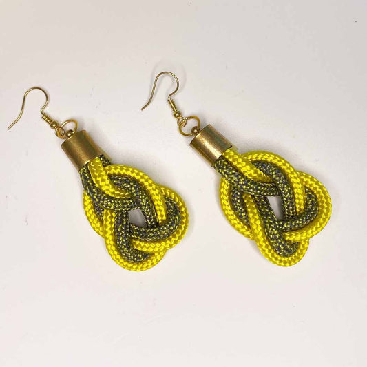 Contrast knot - yellow