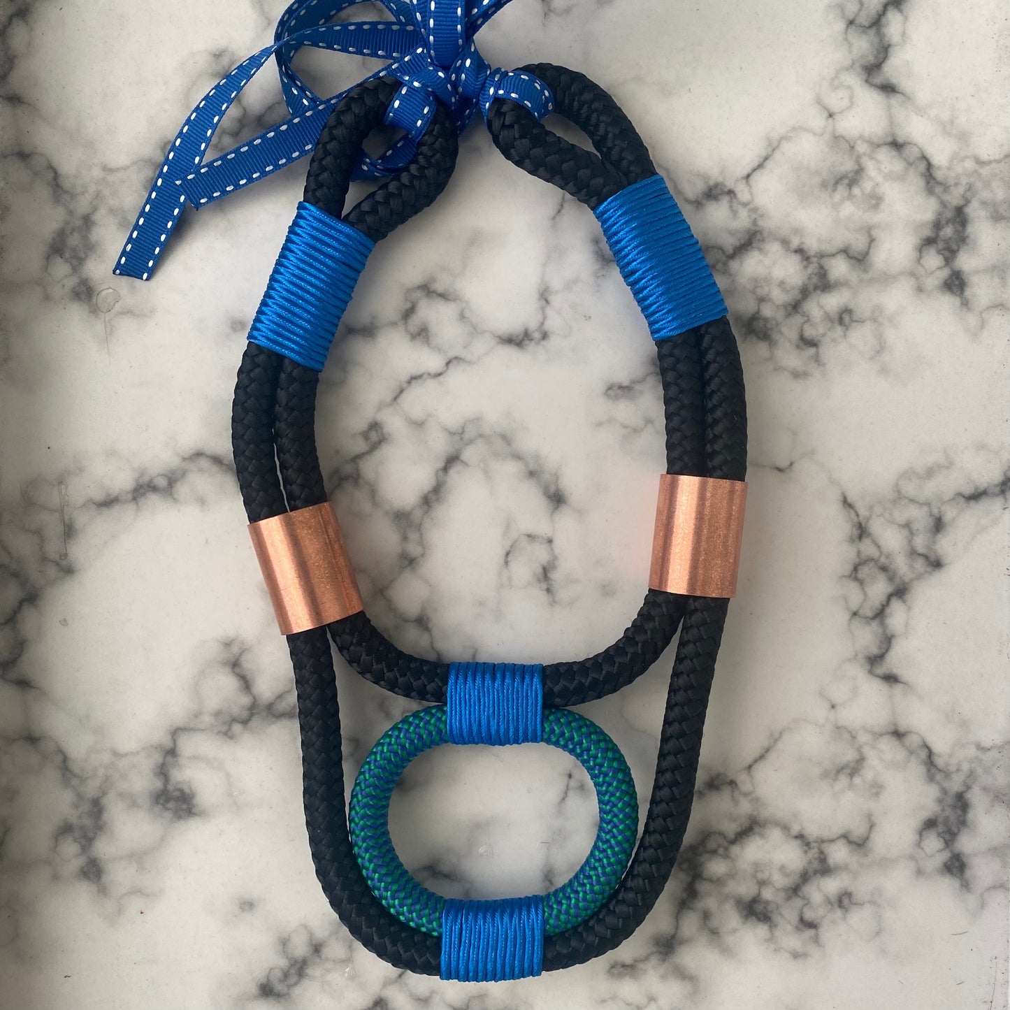 Lindi necklace - blue
