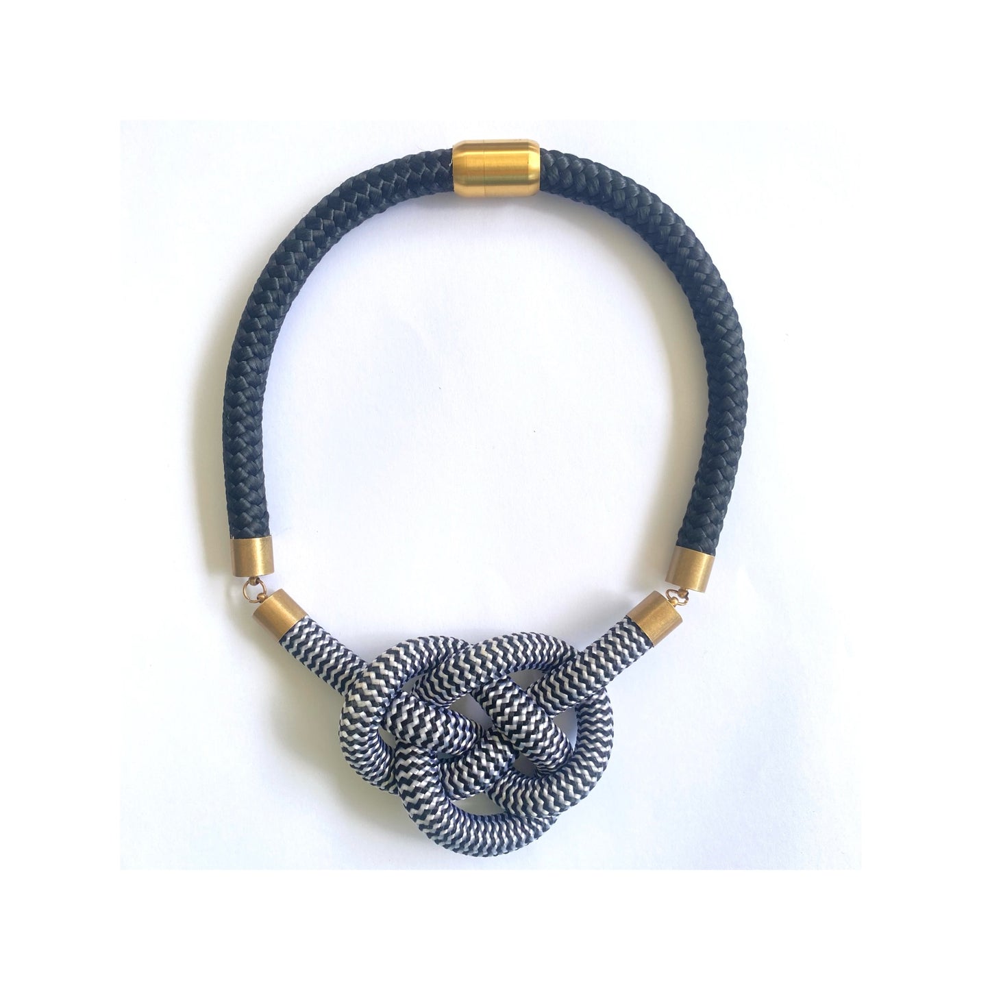 Lulu necklace - black